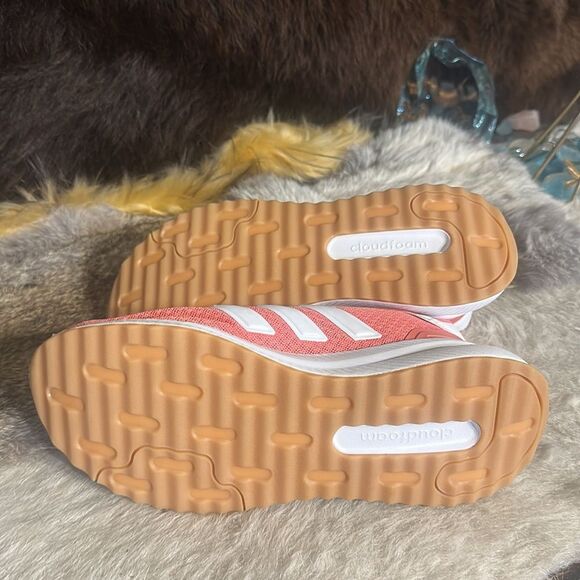 Adidas Women's Bright Coral Sneakers 7 (5235) - Picture 5 of 5